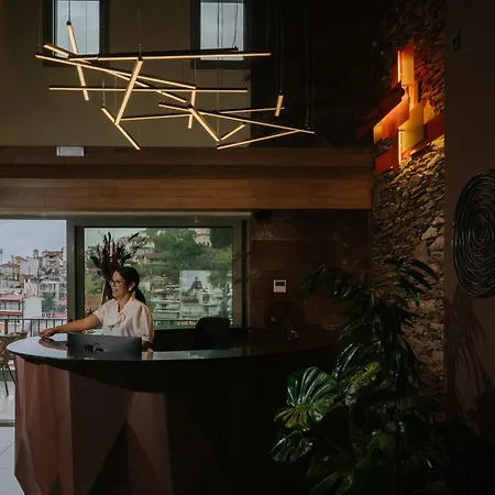 Trofonios Boutique מלון