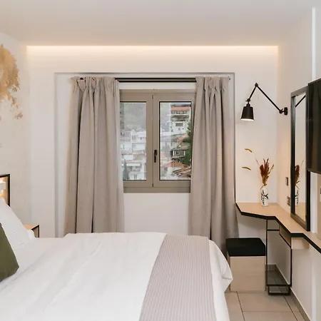 מלון Trofonios Boutique Levádeia