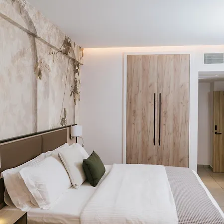 Trofonios Boutique 3*